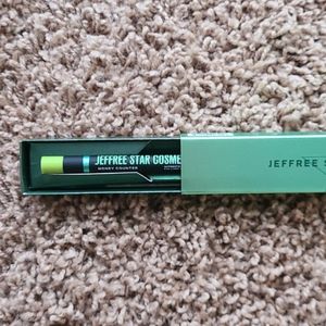 New Jeffree Star Eye Liner